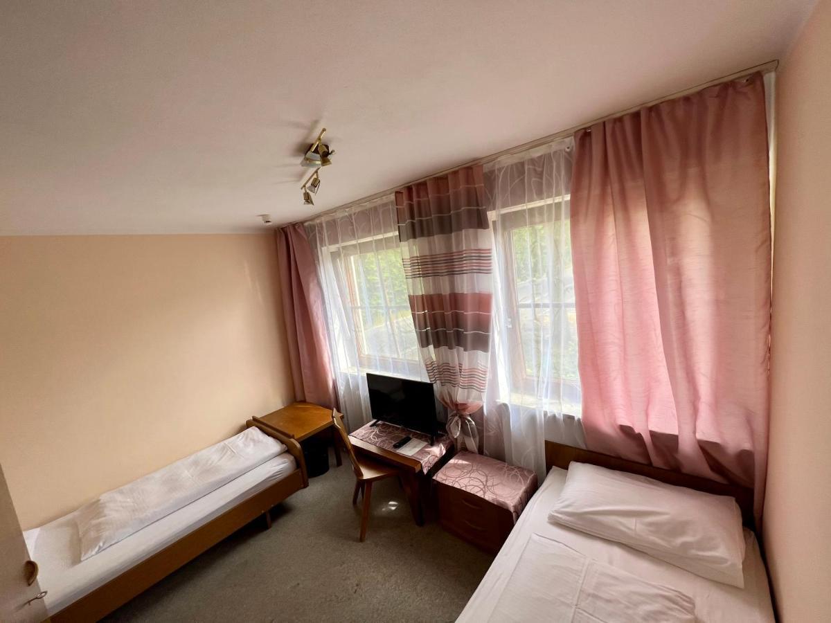 Hotel-Gasthof Deutschmeister Donauwörth Exteriér fotografie